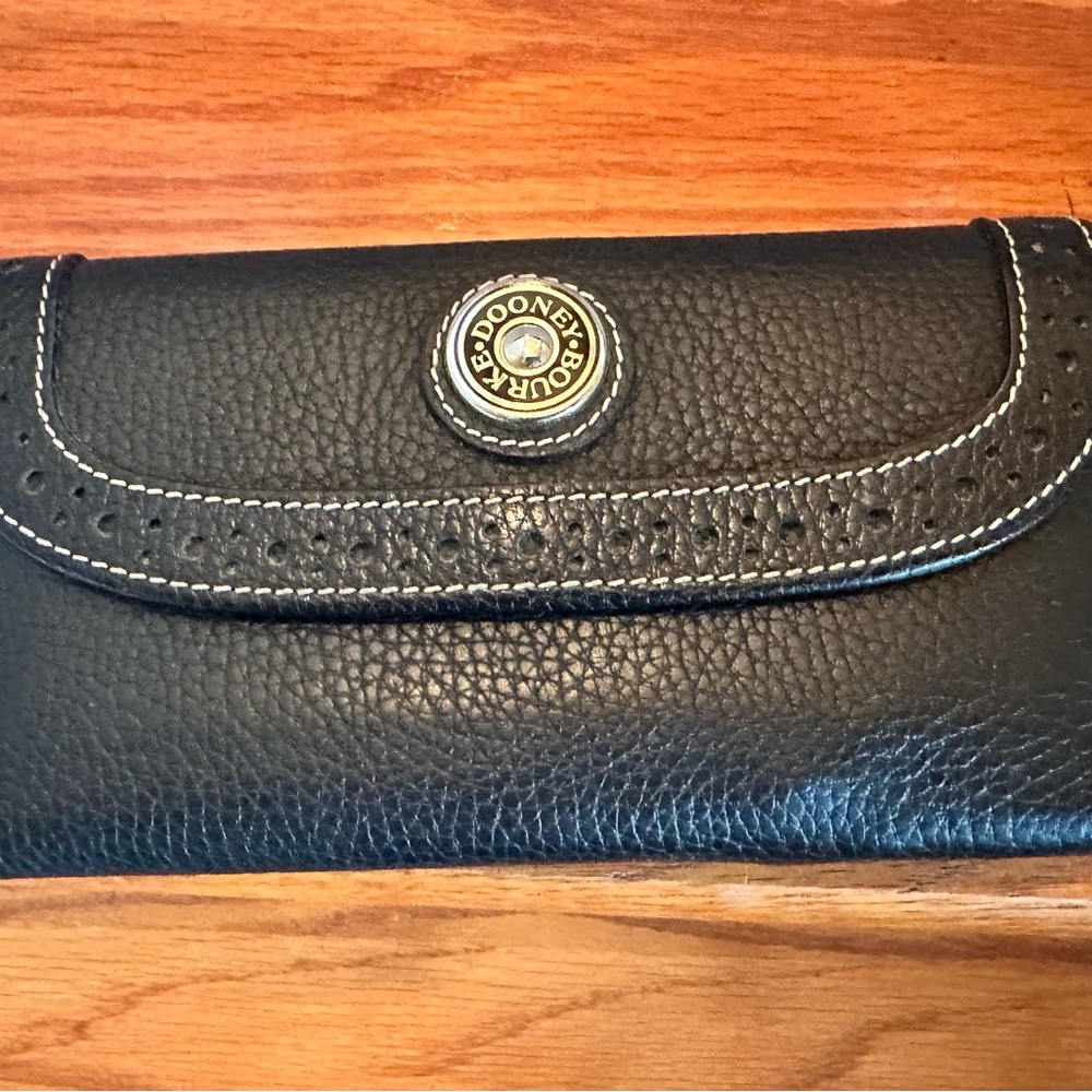 Gently Loved Dooney & Bourke Genuine Leather Wallet